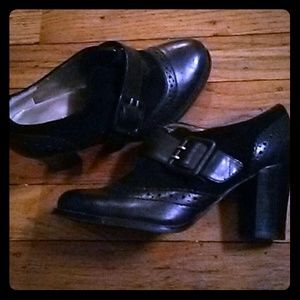 Black mary jane style heels